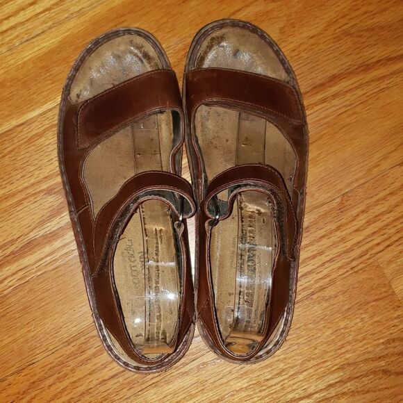 Naot Brown Leather Slingback Sandals - Picture 5 of 7